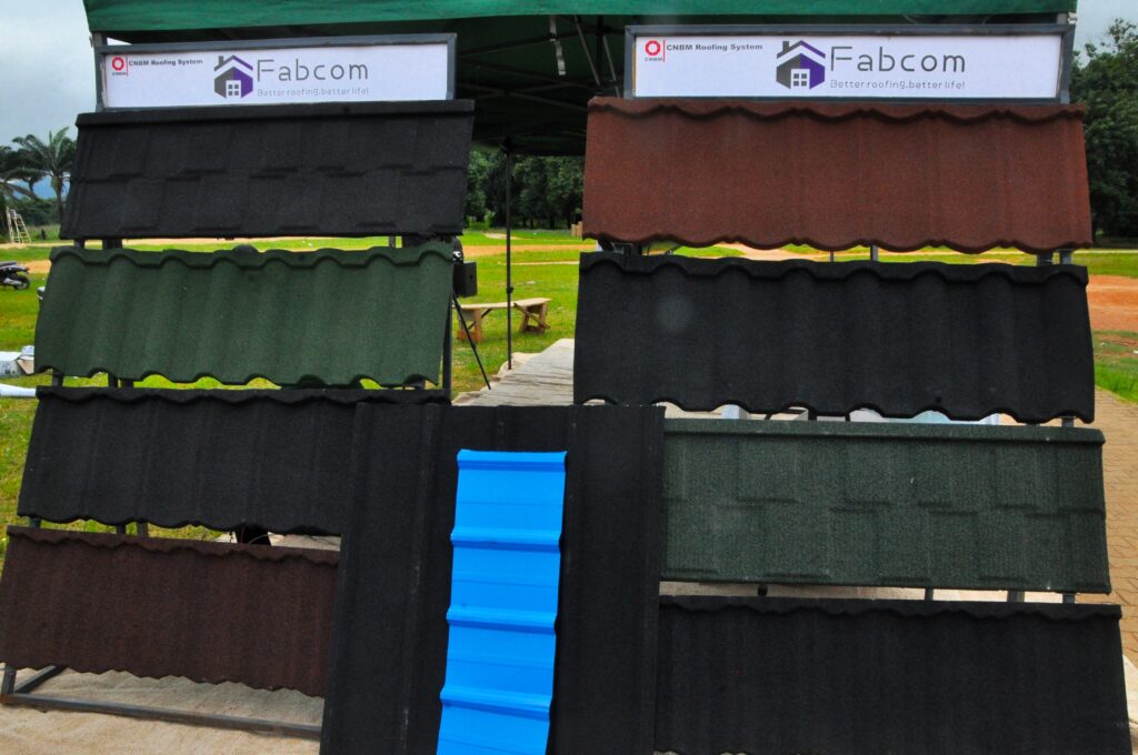 Signs Your Roof Needs Replacement - Fabcom Structural