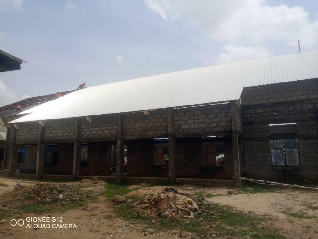 Coloured Steel Long Span for the Fabcom Structural customer 